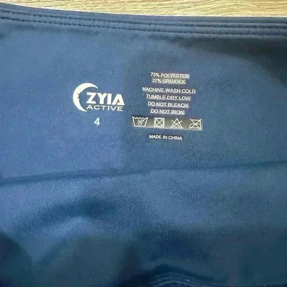 Zyia Active navy blue Pocket Capri Women's Size 4 - Picture 3 of 4